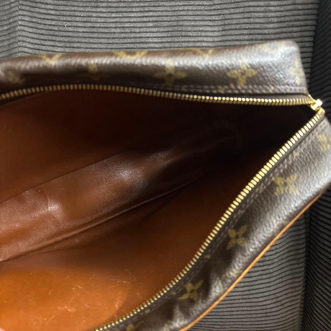 LOUIS VUITTON トロカデロ 30 モノグラム ショルダーバッグ