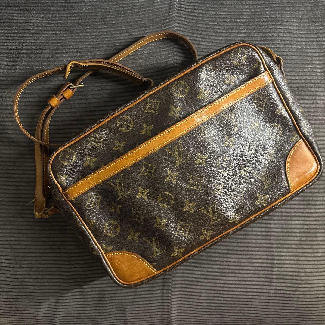 LOUIS VUITTON トロカデロ 30 モノグラム ショルダーバッグ