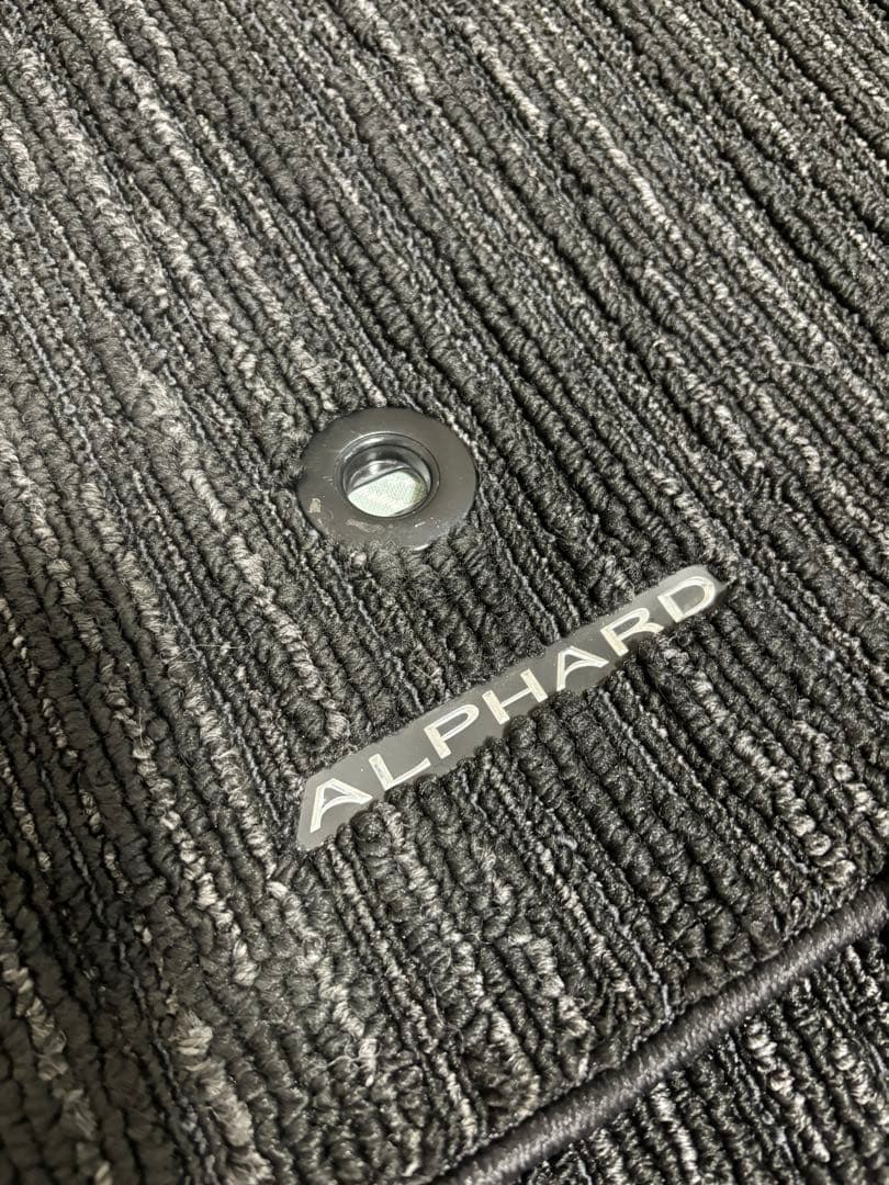 アルファード30系後期 特別仕様車 フロアマット 純正品