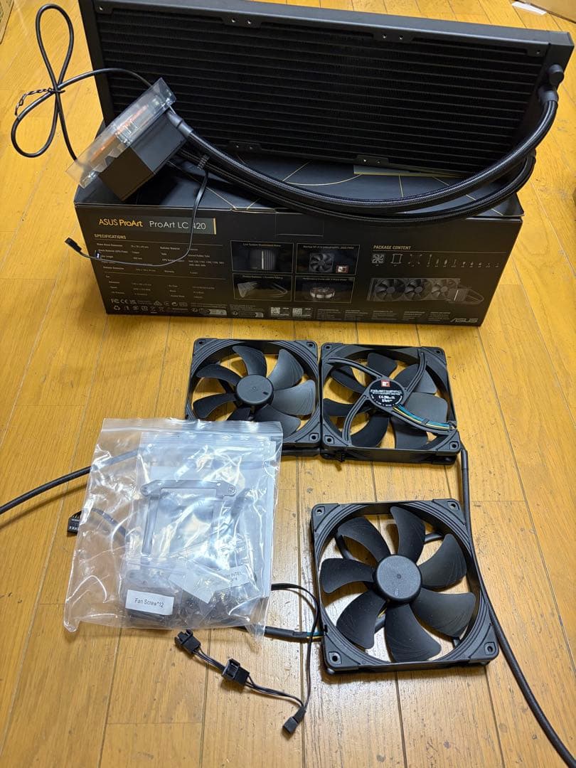 【美品】　ASUS ProArt LC 420 CPU簡易水冷クーラー納品書付き