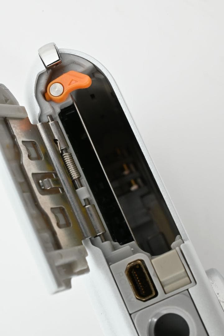 【極美品】PENTAX OPTIO P80 ホワイト　新品級！