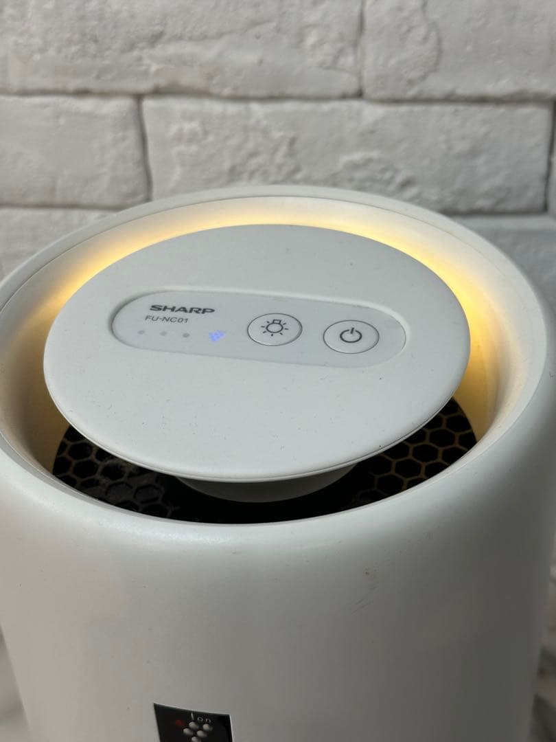 ⭐️【全国送料無料】SHARP 空気清浄機 FU-NC01-W 小型 プラズマ