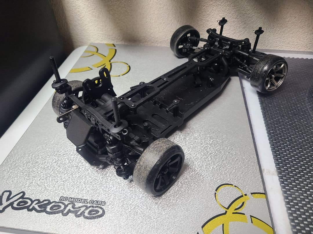ヨコモ　RD2.0　ラジコン　シャーシ　ドリフト　　ボディ　YOKOMO