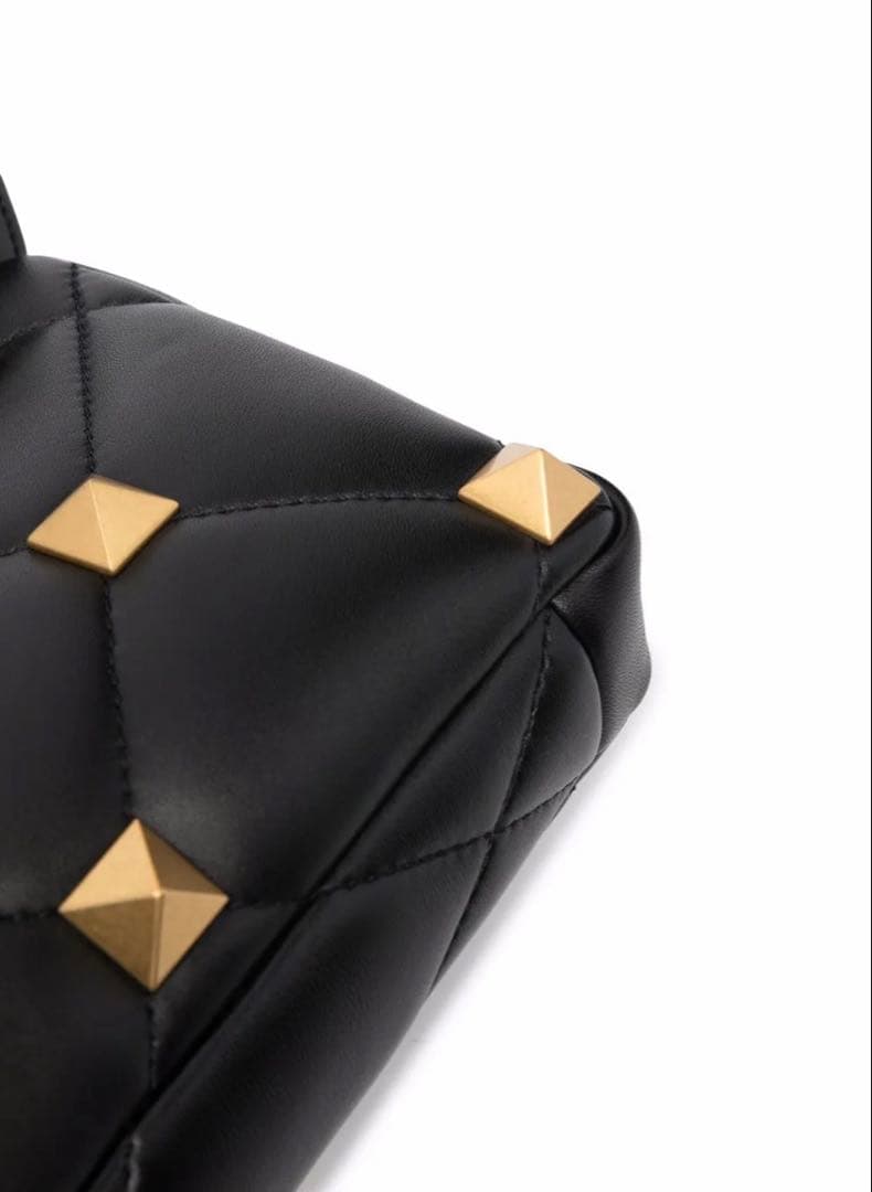 user_1d3747c8【新品】　Valentino レザーバッグ