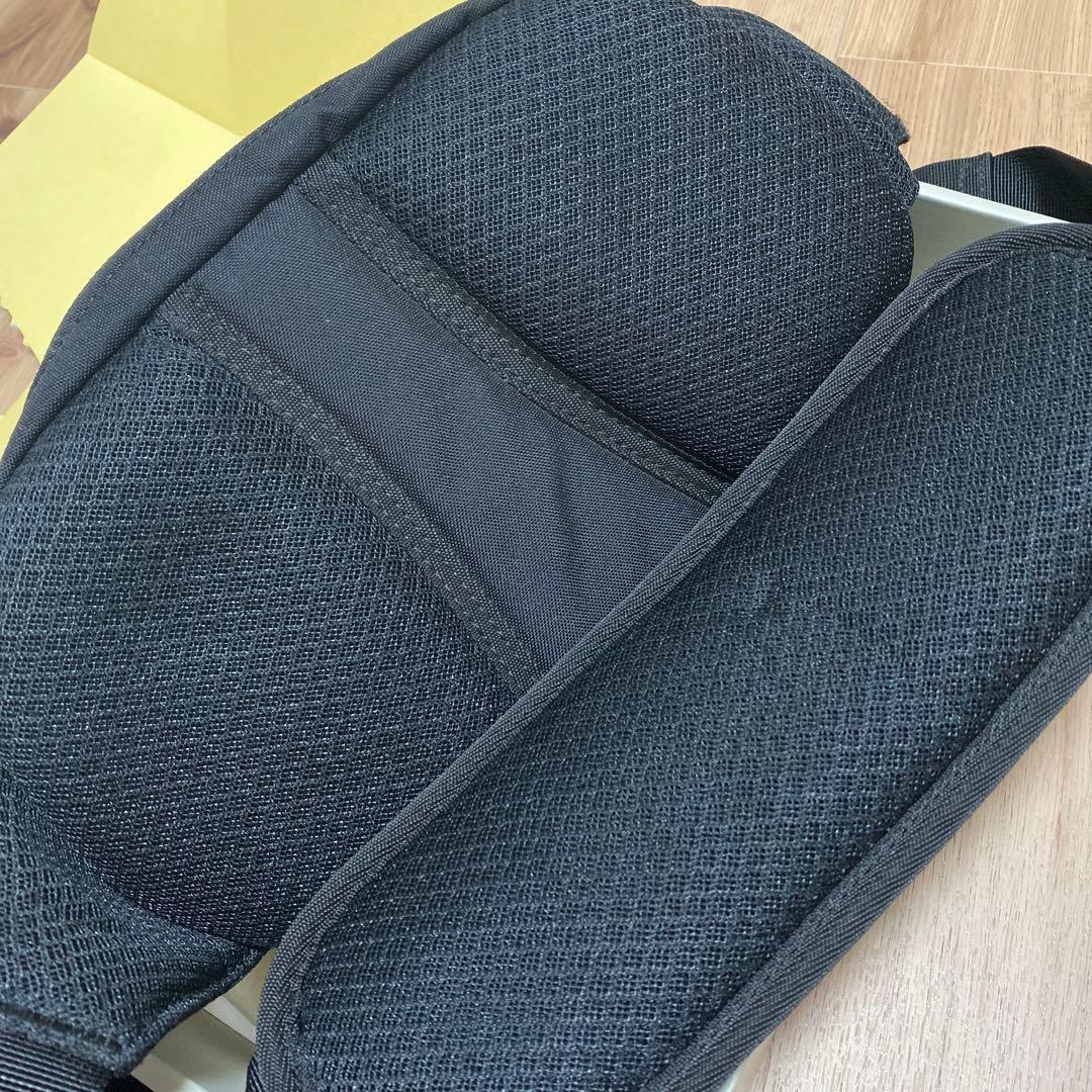 ＊Hugoo＊ヒップシート ショルダーバッグ 抱っこ紐　男女兼用