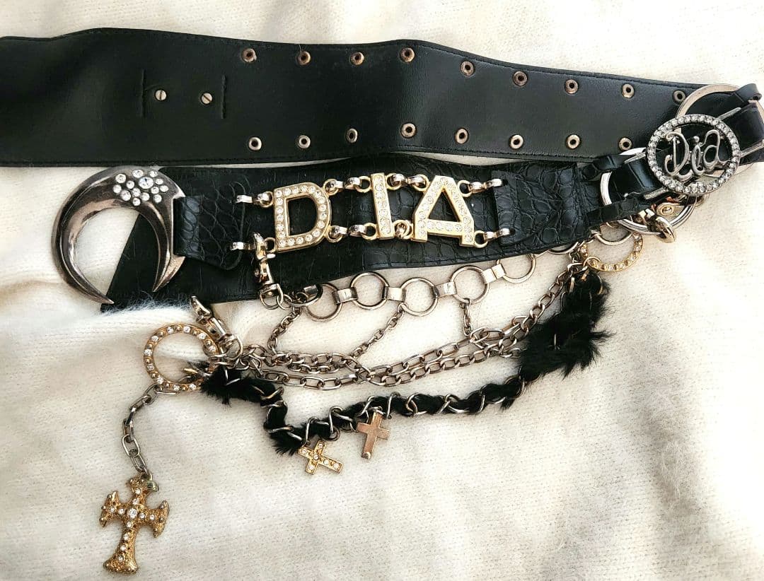 d.i.a 激レア ムーンベルト