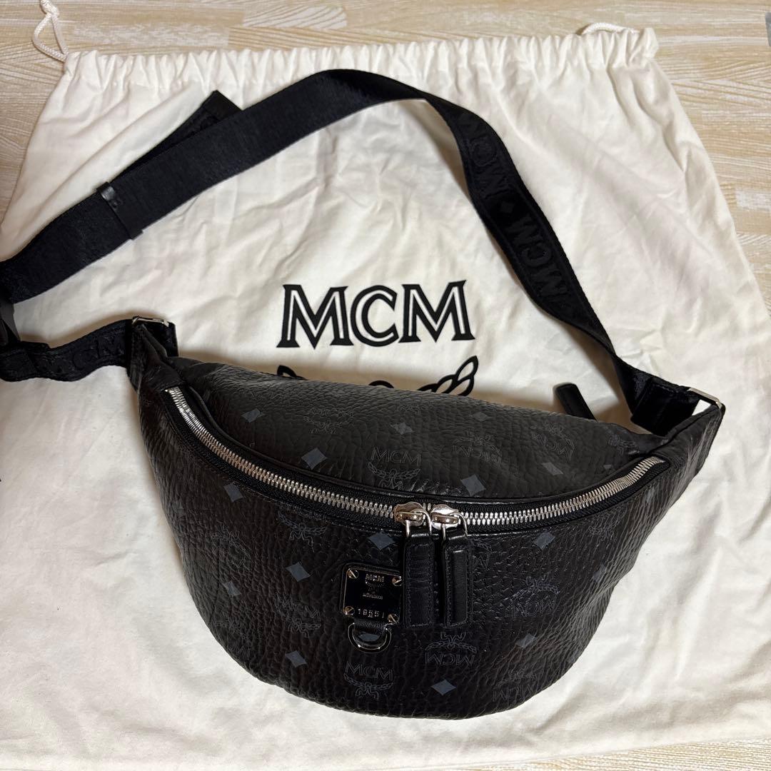 MCM ブラック ボディバッグ・ウエストポーチ