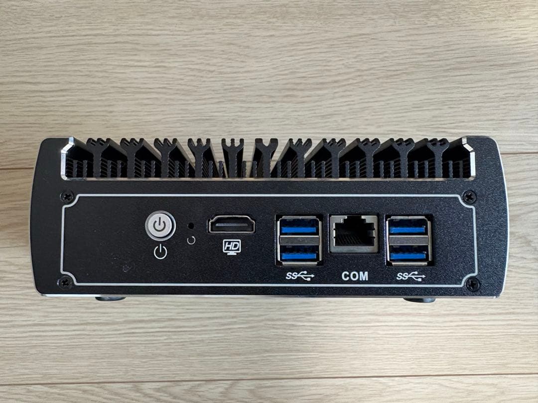 FW6A ソフトウェアルーター筐体