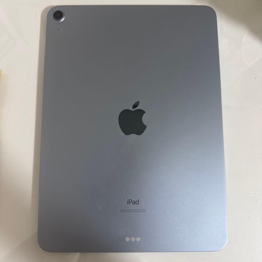 美品 Apple iPad Air 4 第4世代 64GB スカイブルー