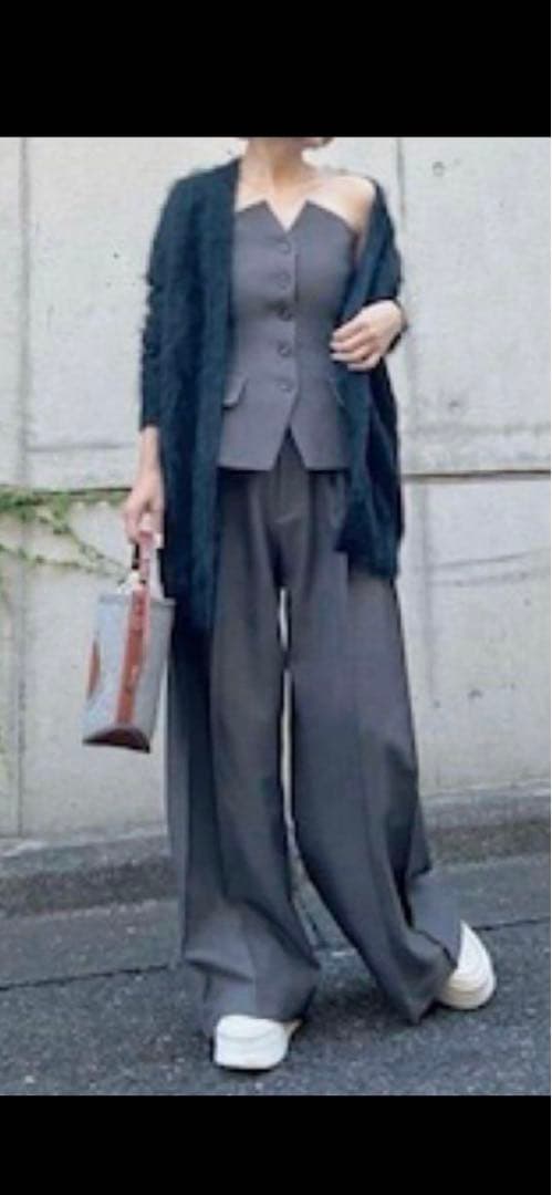 cygne シーニュ フロントボタンビスチェ　グレー　サイズ①