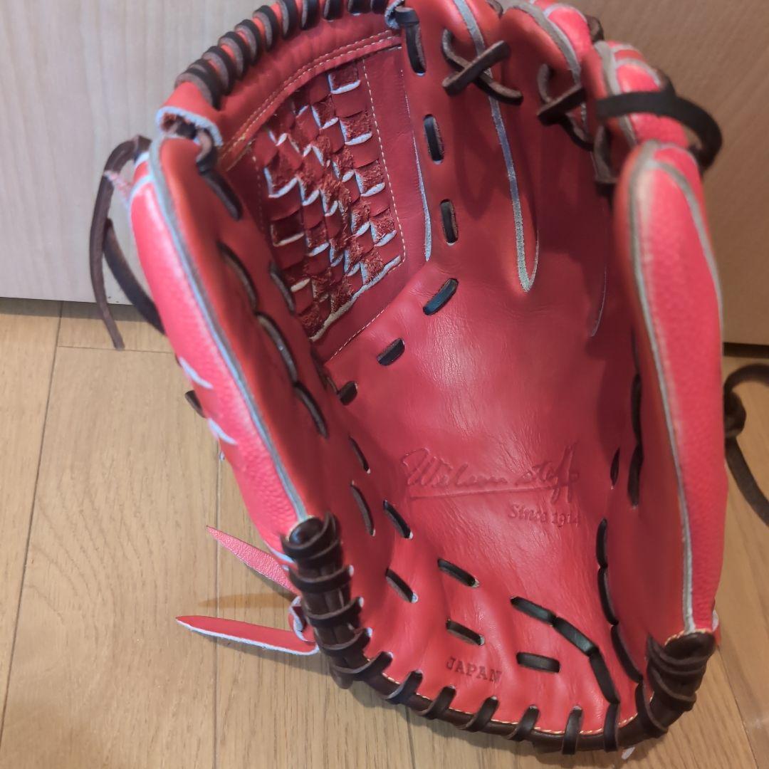 タ*ン様 Wilson staff 軟式グローブ　投手用　山岡泰輔モデル
