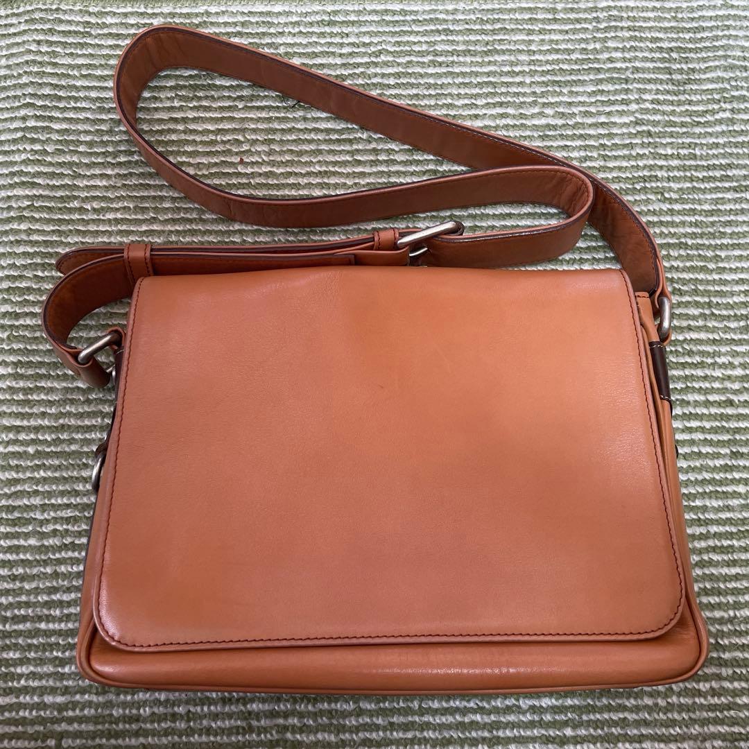 【美品】ソメスサドル メッセンジャーバッグ ショルダーバッグ 本革 レザー