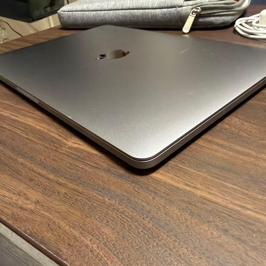 M1 MacBook Pro 2020 Magic Mouse付き