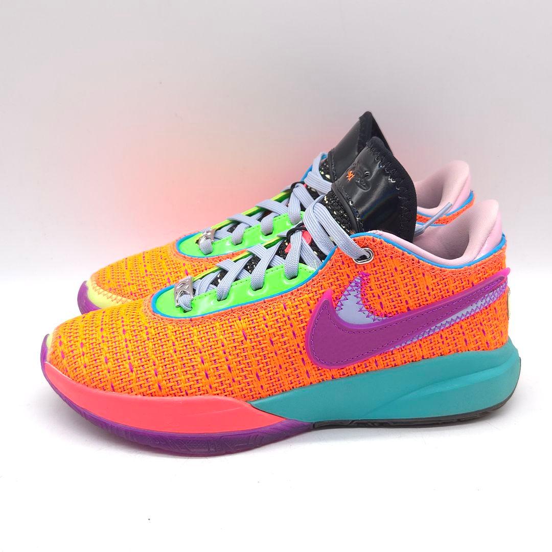 美品 NIKE KIDS LEBRON 20 ナイキ レブロン スニーカー 23