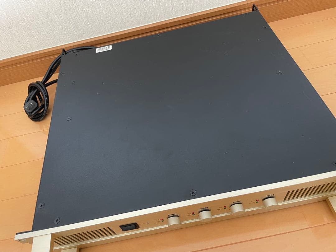 【値下げ交渉可！】CLASSIC PRO 「CP4100」パワーアンプ-おまけ付