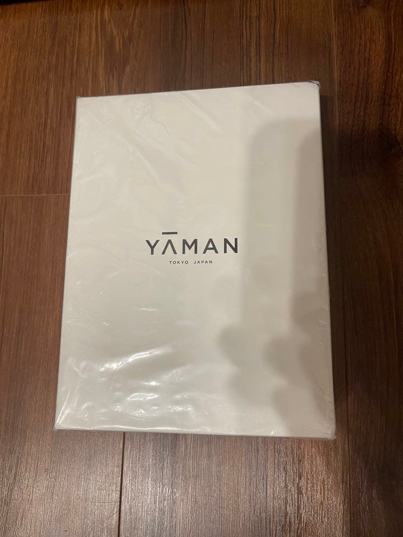 ルイ⭐︎【新品未使用】美顔器　YA-MAN リフトロジー ヤーマン