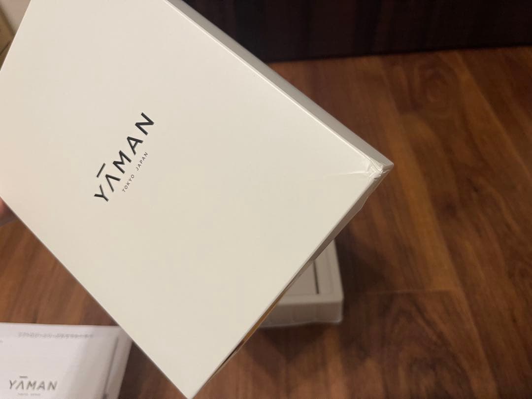 ルイ⭐︎【新品未使用】美顔器　YA-MAN リフトロジー ヤーマン