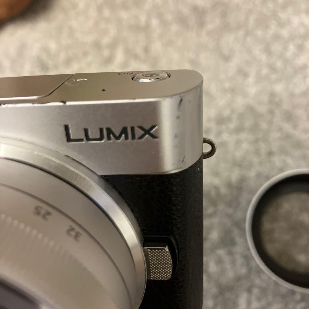 Panasonic LUMIX DC-GF9W ダブルレンズキット ミラーレス