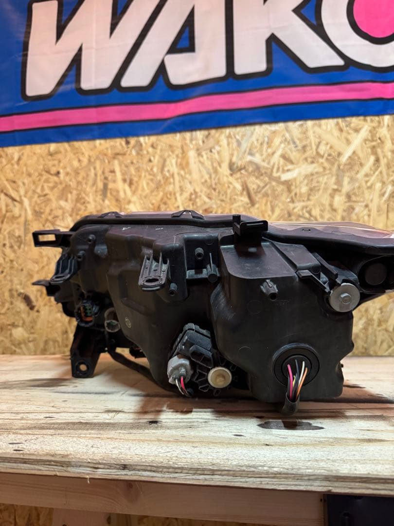 日産エクストレイル　前期ヘッドライトT32/NT32