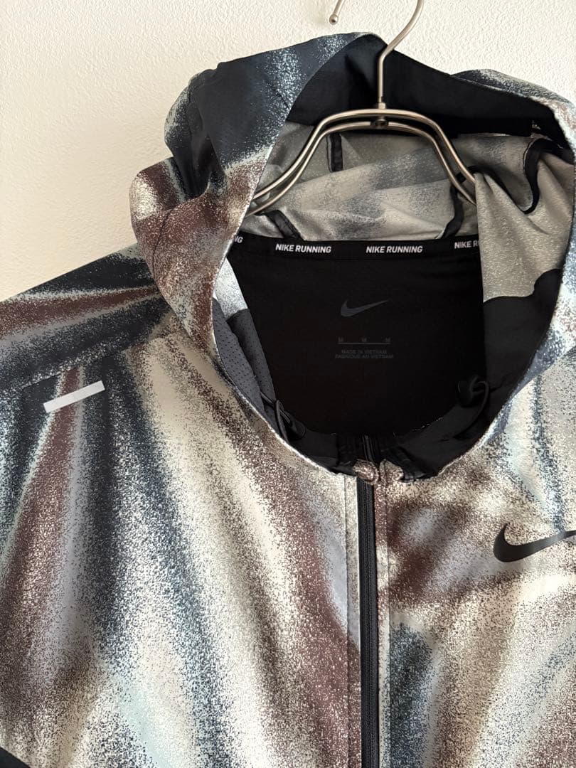 【美品】NIKE ウィンドランナージャケット
