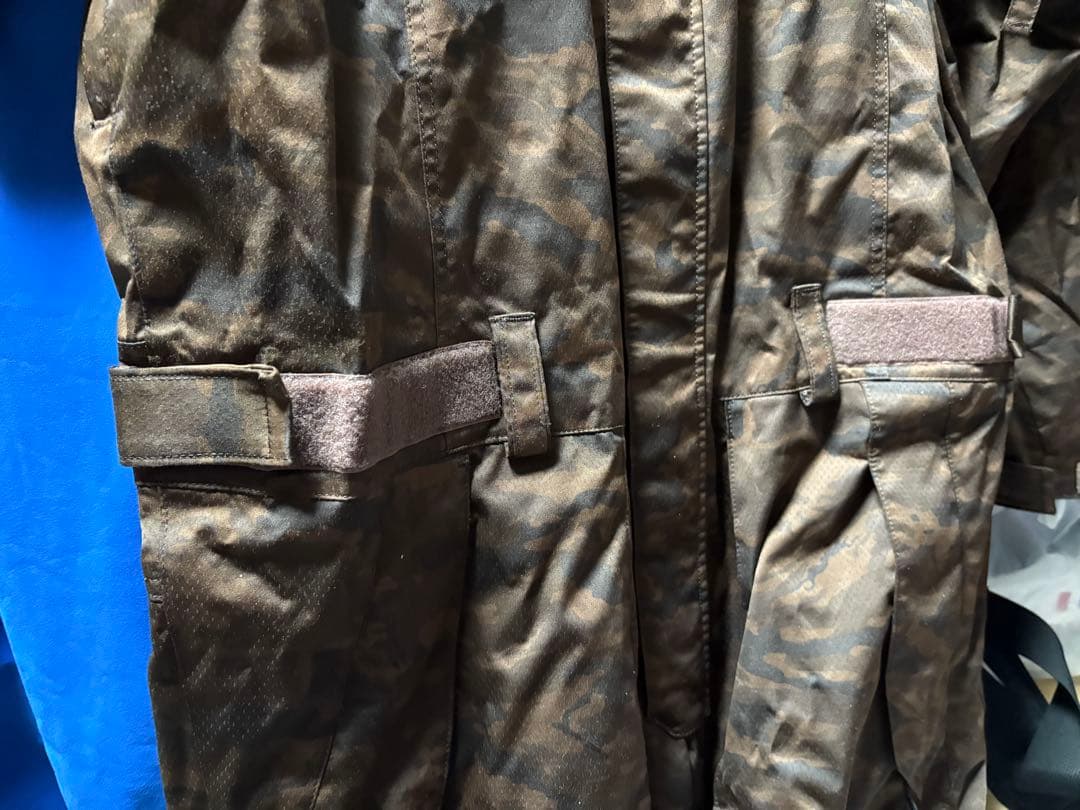 ESTIVO☆スノーボード激シブつなぎ（メンズLサイズ）カッコよすぎで売切必須