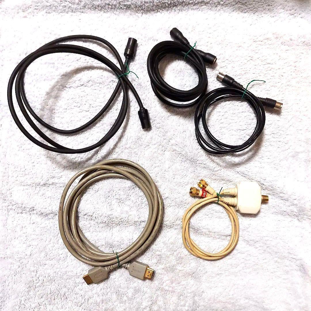 SHARP AQUOS 32インチ 液晶テレビ 2T-C32AE1 2020年製