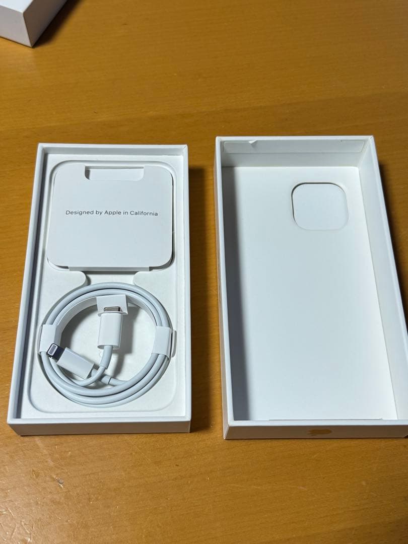 Apple iPhone 13 mini本体128GB