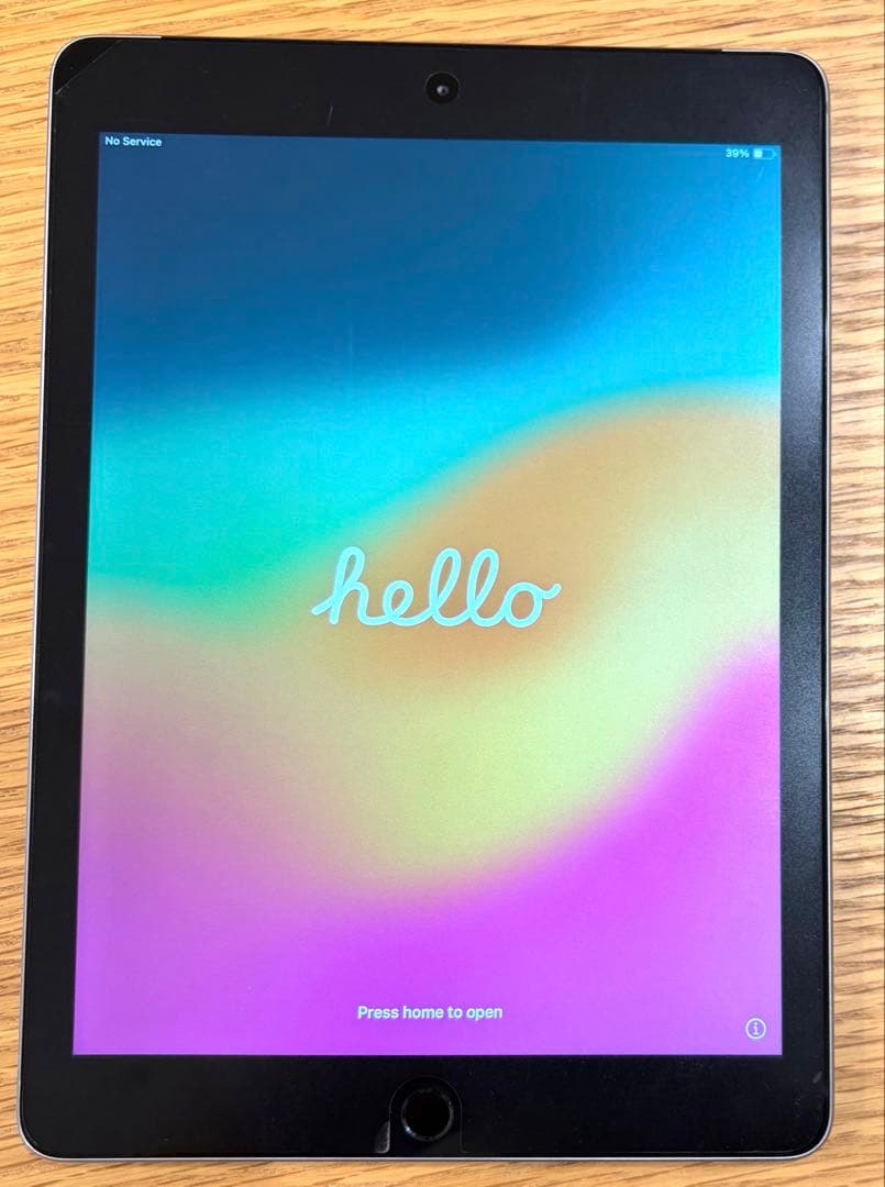 iPad 無印　第6世代　2018年発売　128GB 7年ほど屋内で使用