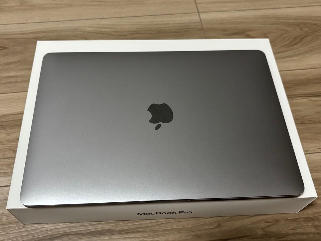 MacBook Pro 2020 13インチ512GB メモリ32GB USキー