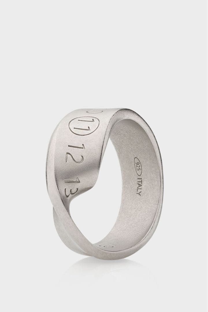 Maison Martin Margiela 20号 ツイストリング