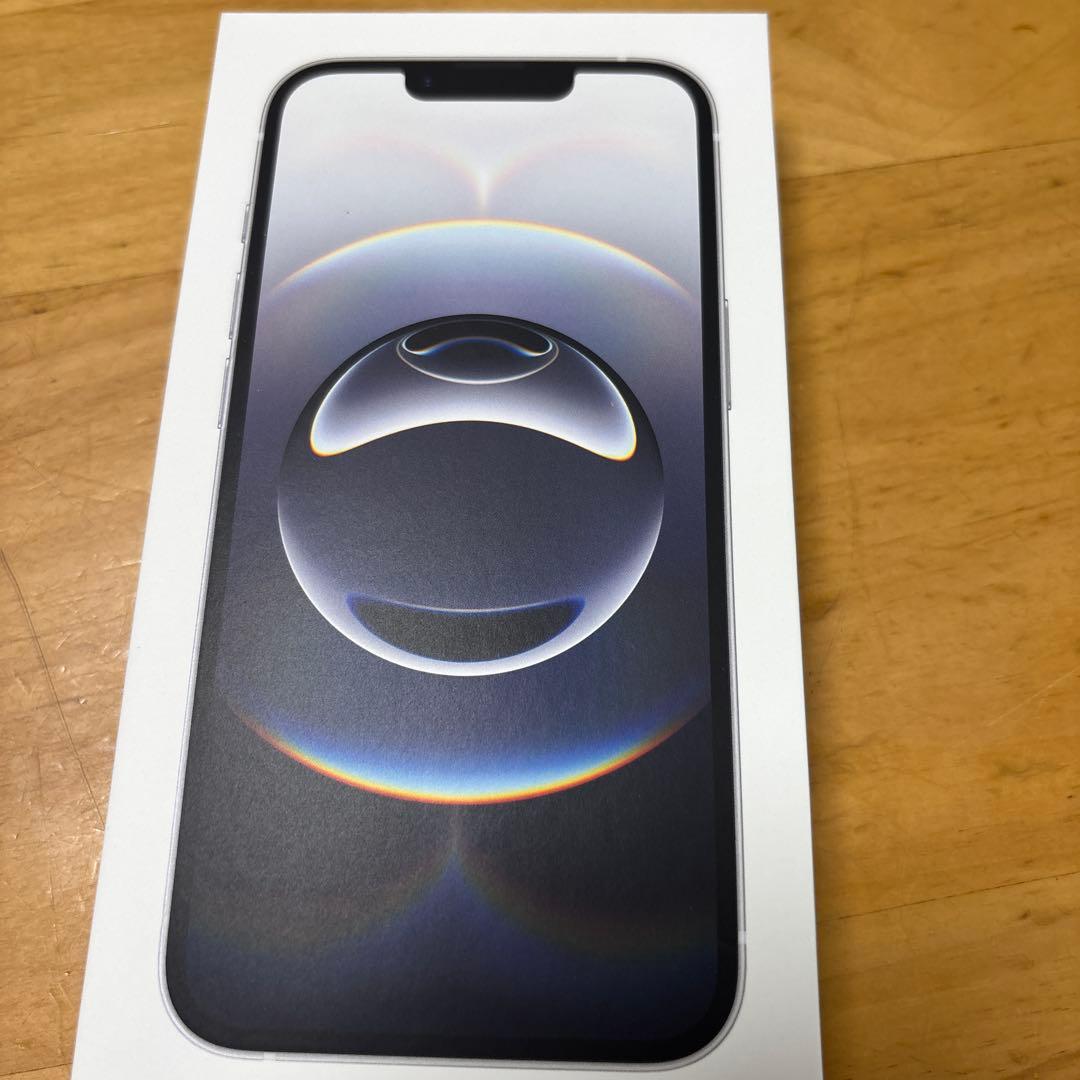 Apple iPhone 16e 128GB 本体