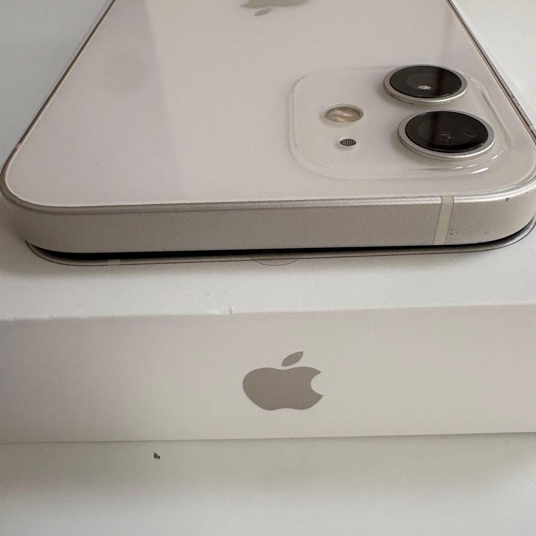 【上美品】iPhone 12 本体 128GB ホワイト SIMフリー