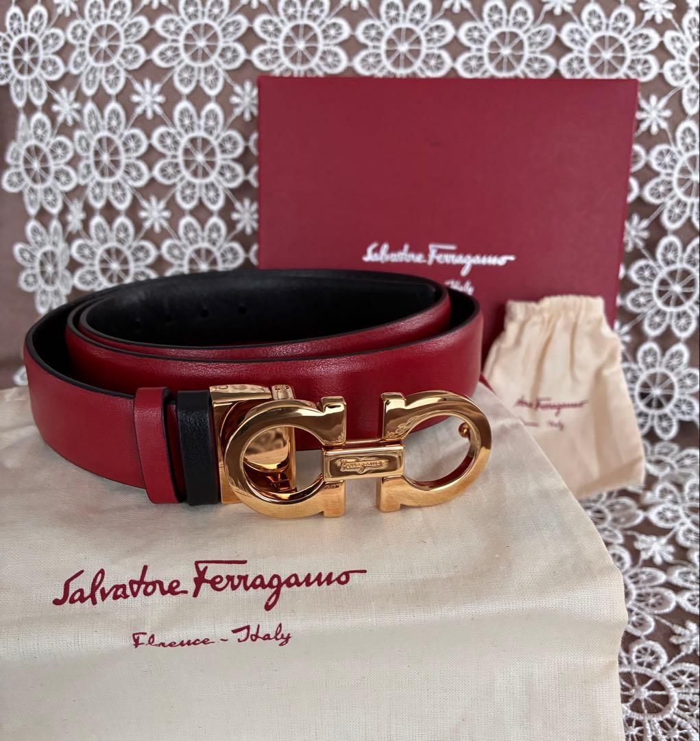 新品美品❗️Salvatore Ferragamo レザー ベルト 赤黒