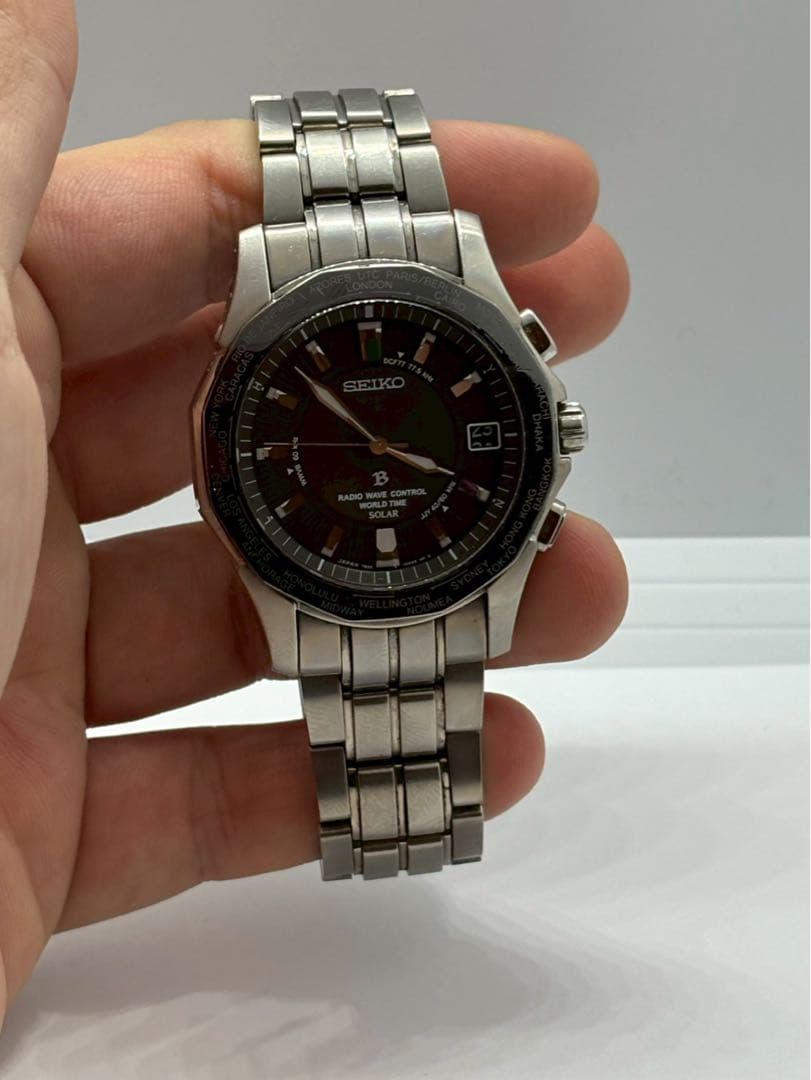 SEIKO セイコー　腕時計　ブライツ ソーラー電波　チタン