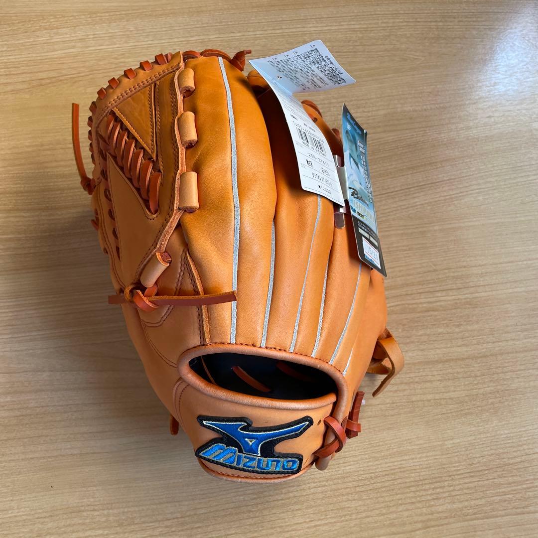 【新品・送料込】ミズノ　少年軟式野球グラブ ［左投げ・投手用 ］石川選手モデル