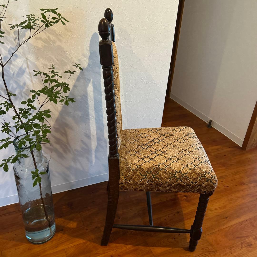 クラシック家具の　英国調ダイニングチェア