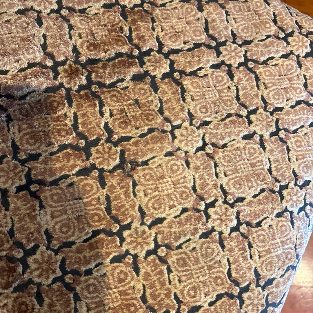 クラシック家具の　英国調ダイニングチェア