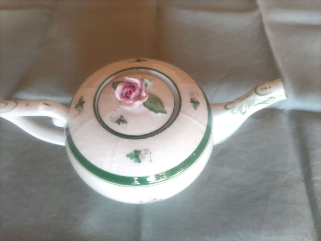 ヘレンド　ウィーンの薔薇　ポット