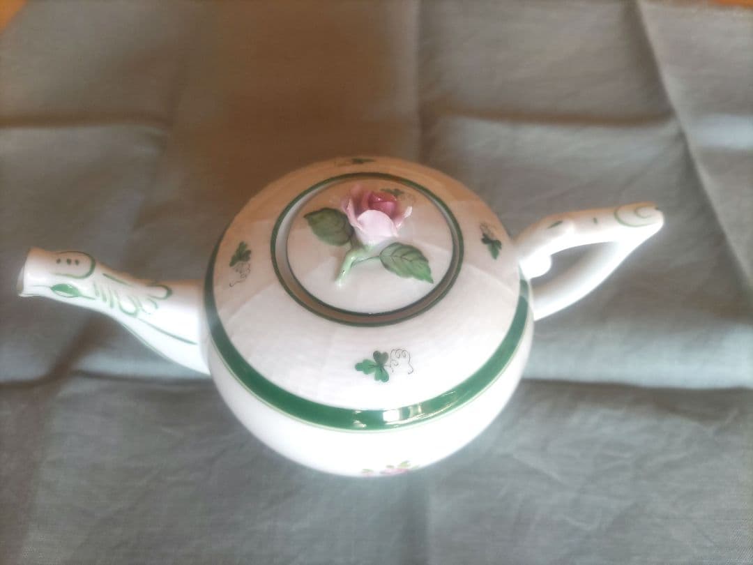 ヘレンド　ウィーンの薔薇　ポット