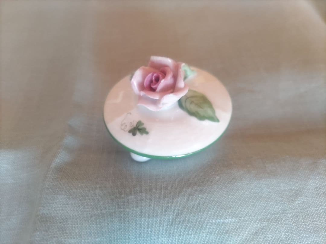 ヘレンド　ウィーンの薔薇　ポット