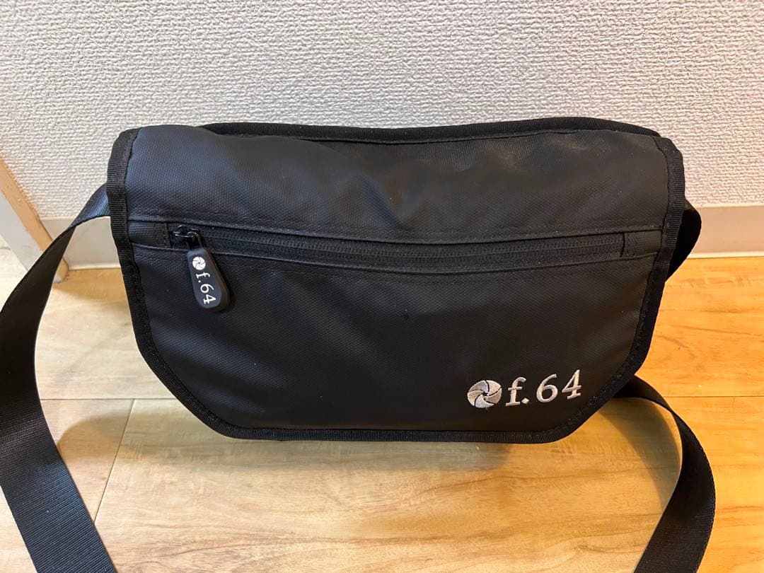 ニコン　D5600 デジタル一眼レフカメラ ダブルズームキットシャッター枚少なめ