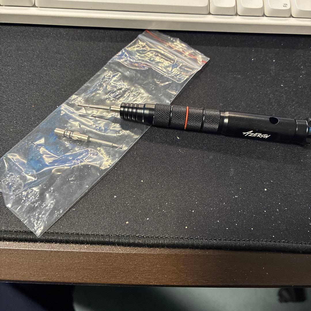 Azeron Cyborg II グリーン ゲーミングキー　左手デバイス