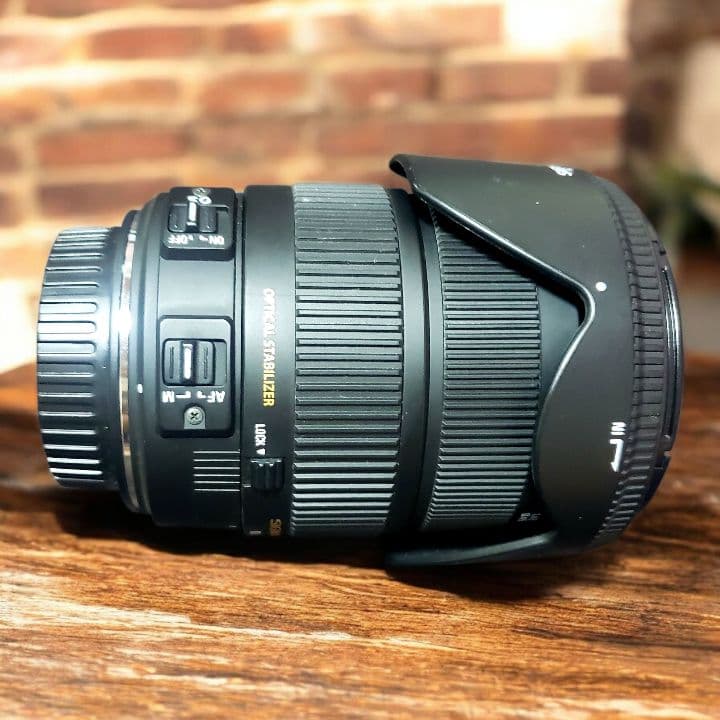 SIGMA 交換レンズDC 18-200㎜F3.5-6.3 OS HSM超美品！