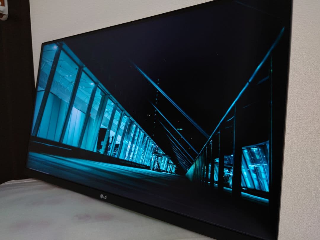 【付属品/箱完備】27インチ4Kモニター　LG 27UP600-W　美品