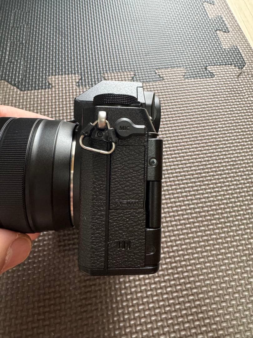 Fujifilm X-S20 ミラーレスカメラ 15-45mmレンズ