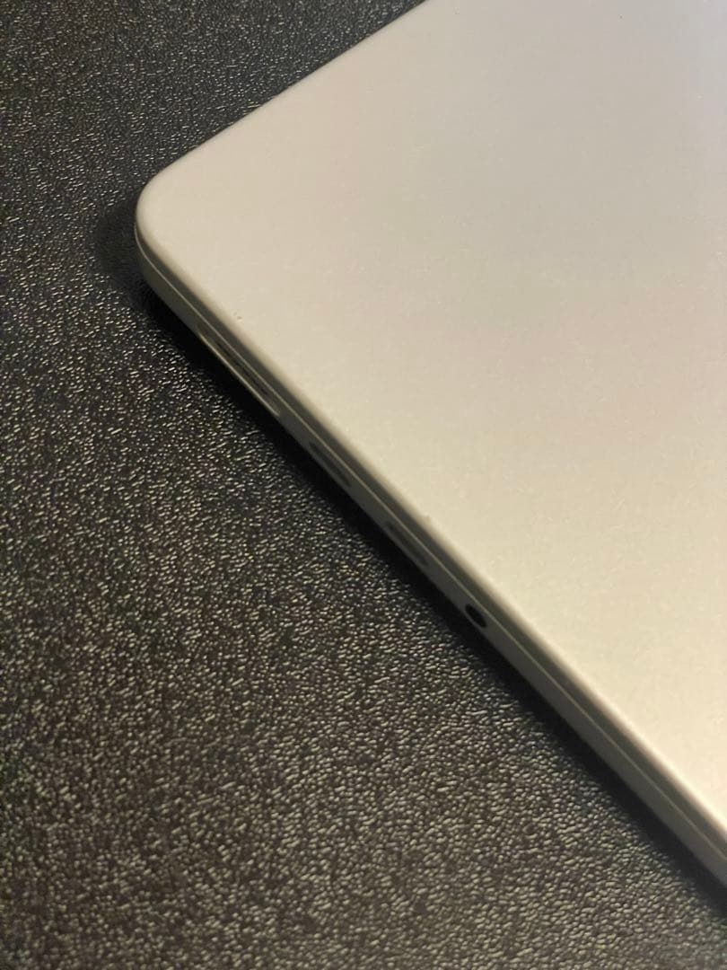 MacBook Pro 2021 M1 Pro 16GB/512GB 14インチ