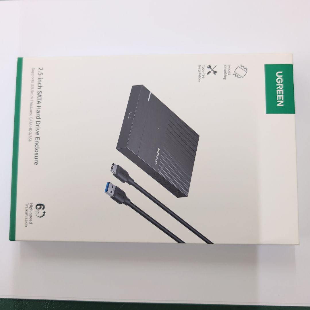 Samsung 870 QVO 8TB SSD + UGREENエンクロージャー