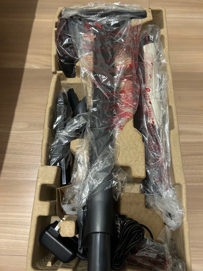 【早い者勝ち】Shark ハンディクリーナーEVOPOWER EX