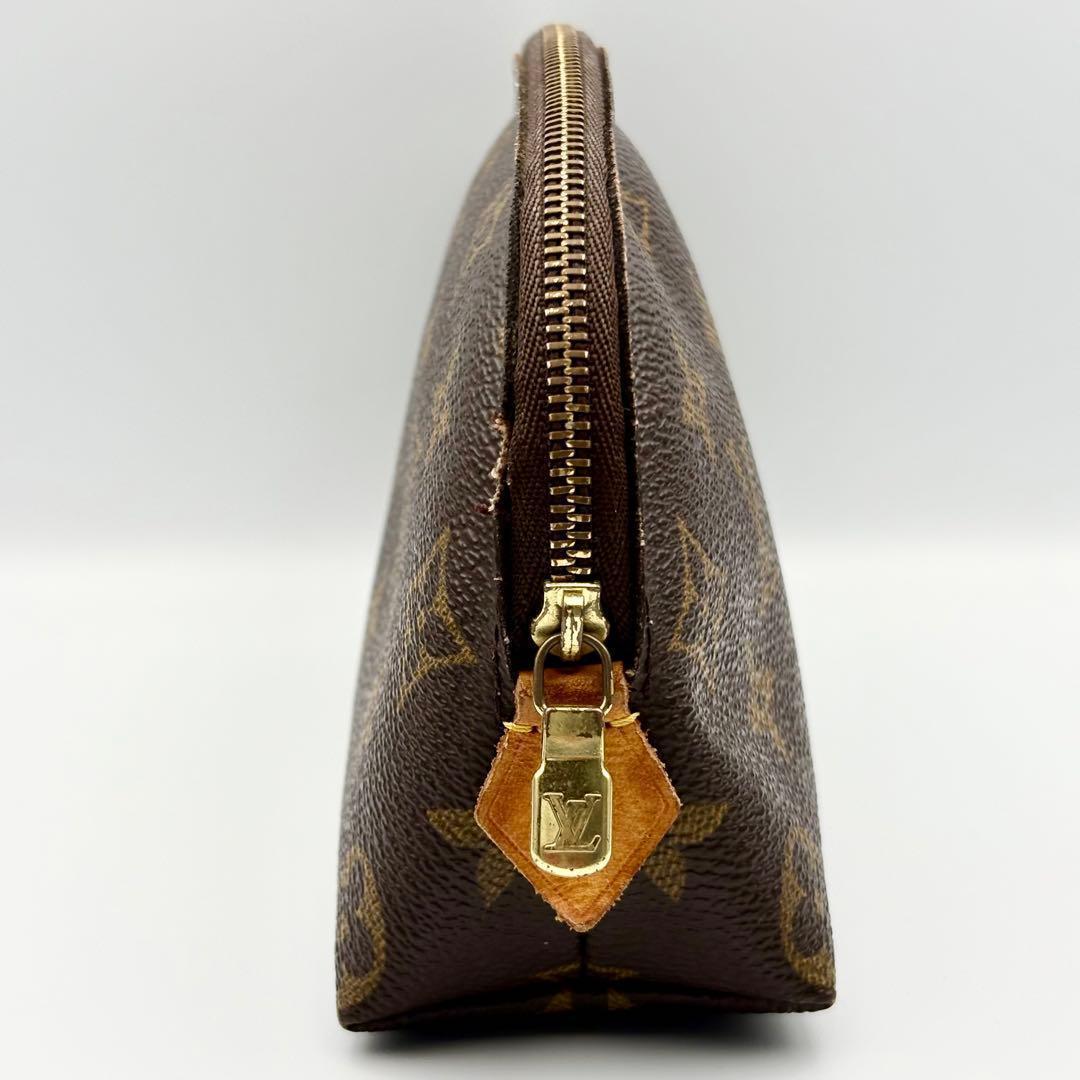 ルイヴィトン ポシェット・コスメティック PM モノグラム　箱　保存袋　紙袋付属