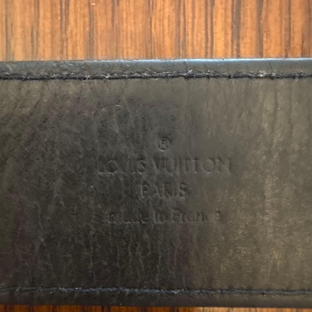 Louis Vuitton ブラックレザーキーホルダー